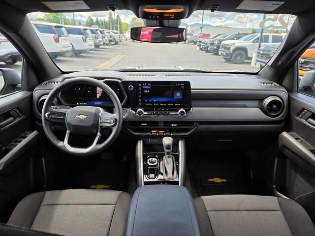 2025 Chevrolet Colorado WT/LT