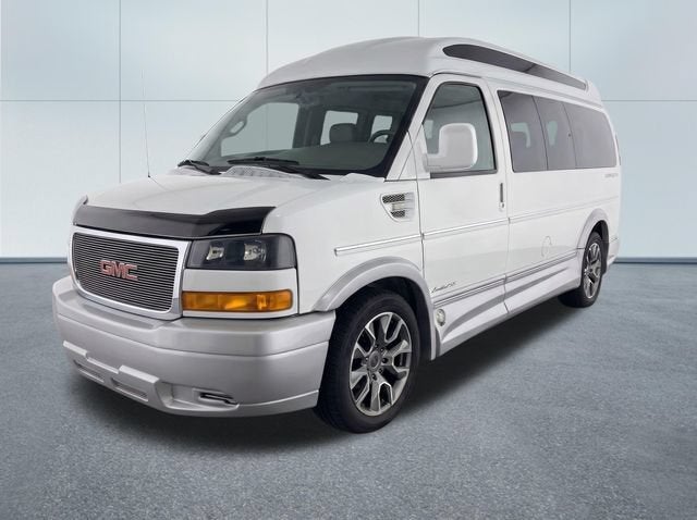 2022 GMC Savana Cargo 2500 Work Van