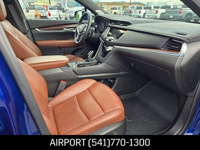 2025 Cadillac XT5 Sport