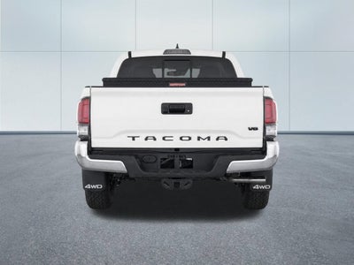 2022 Toyota Tacoma 4WD SR5