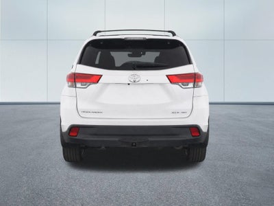2019 Toyota Highlander SE